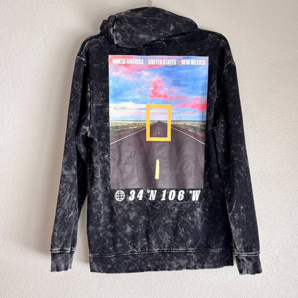National Geographic Black and Gray Tie-Dye Hoodie Adult Unisex M New Mexico logo - Picture 5 of 10
